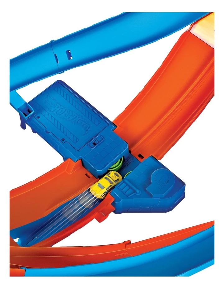 Matchbox Massive Loop Mayhem Track Set 4 Matchbox Massive Loop Mayhem Track Set - Image 4